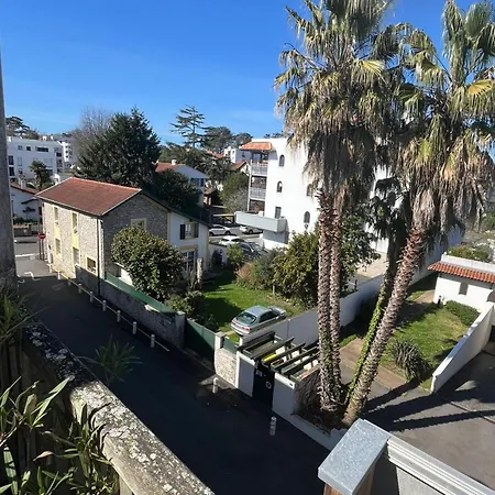 Moderne Avec Terrasse Et Parking à - 4 Pers. - Fr-1-239-1152