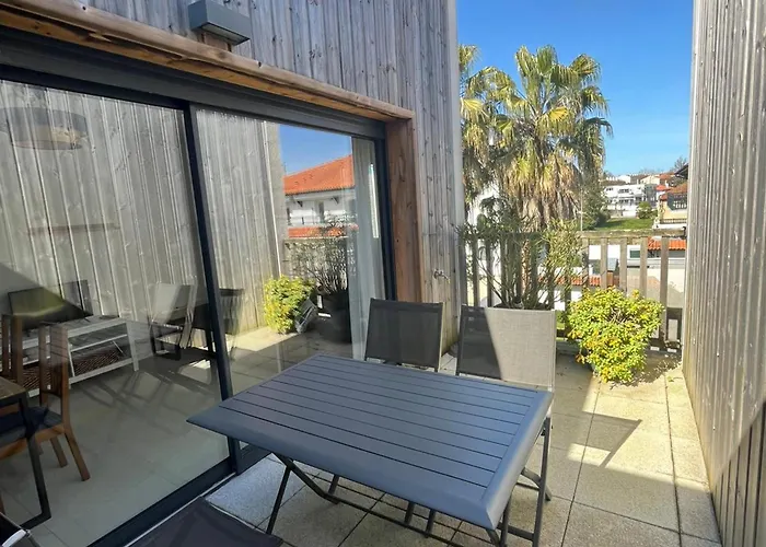 Appartement Moderne Avec Terrasse Et Parking A - 4 Pers. - Fr-1-239-1152